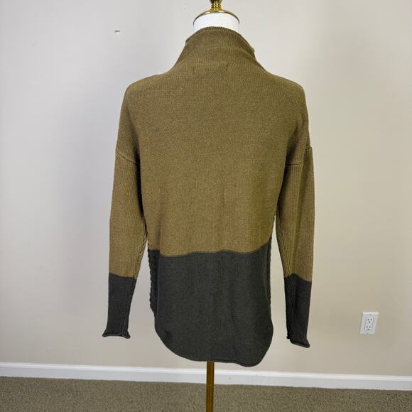 Tahari Funnel Neck Long Sleeve Pullover Knit Sweater US Women's XS - Picture 5 of 8
